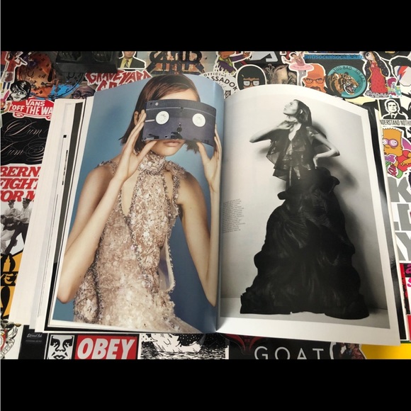 Interview Magazine April/May 2018 - Picture 7 of 9